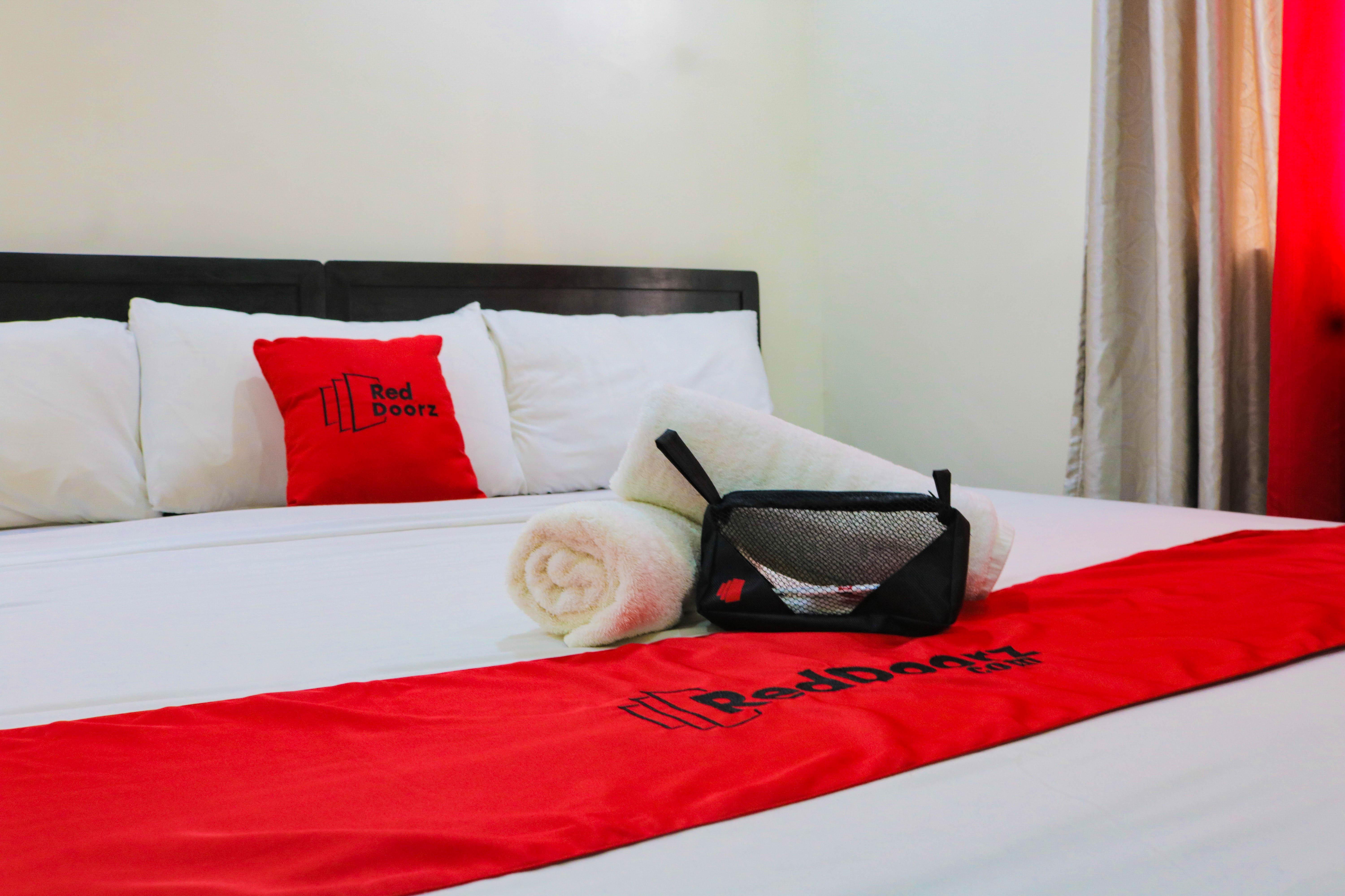 Reddoorz Plus @ Mabolo Cebu Eksteriør billede